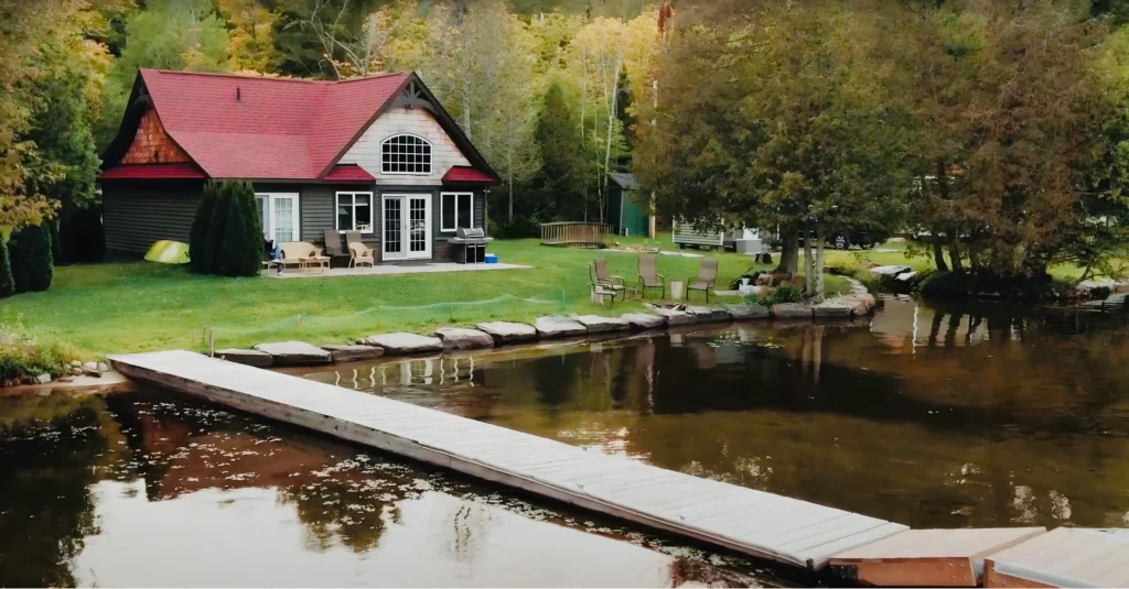 9 Stunning Cottages in Ontario for Unforgettable Vacations | Muskoka  Village Harbour